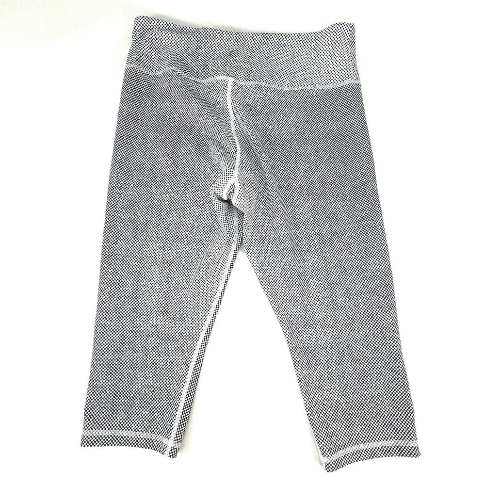 Zyia Active Womens Light and Tight Crop Legging Size 14-16 Black White Pattern